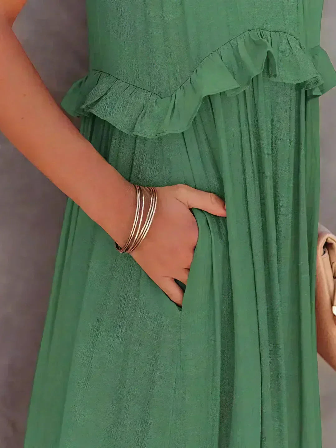 Soft Ruffle Casual Dress – Lightweight, Flowy Summer Style Perfect for Travel & Everyday Elegance