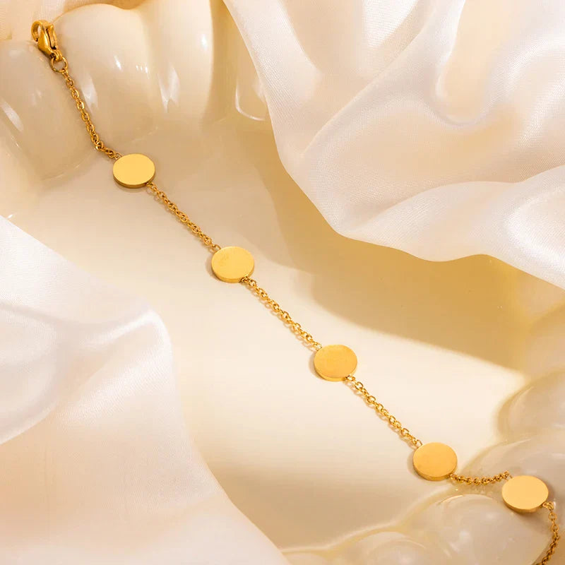 Luxury Zircon Bracelet with Polished Shine