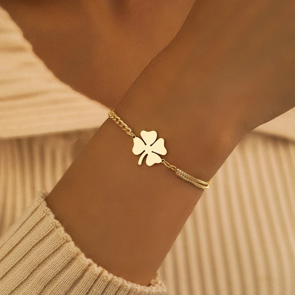 Premium Clover Bracelet with Meaningful Flair