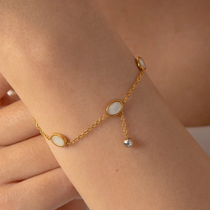 Luxury Zircon Bracelet with Polished Shine